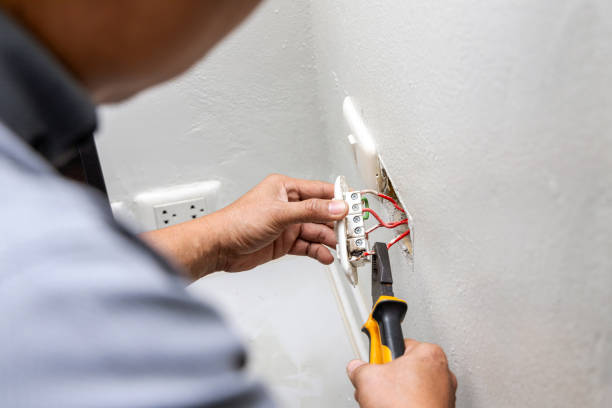 Best Affordable Emergency Electrician  in New Vienna, OH